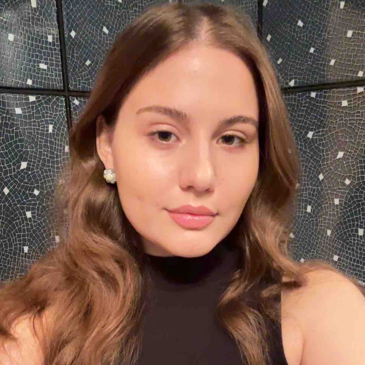 Полина Пенькова