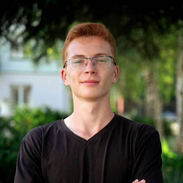 Денис Кравченко