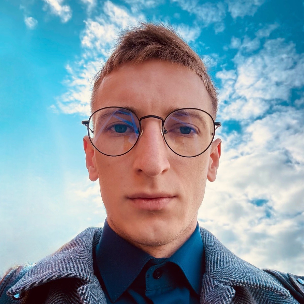 Денис Аверин