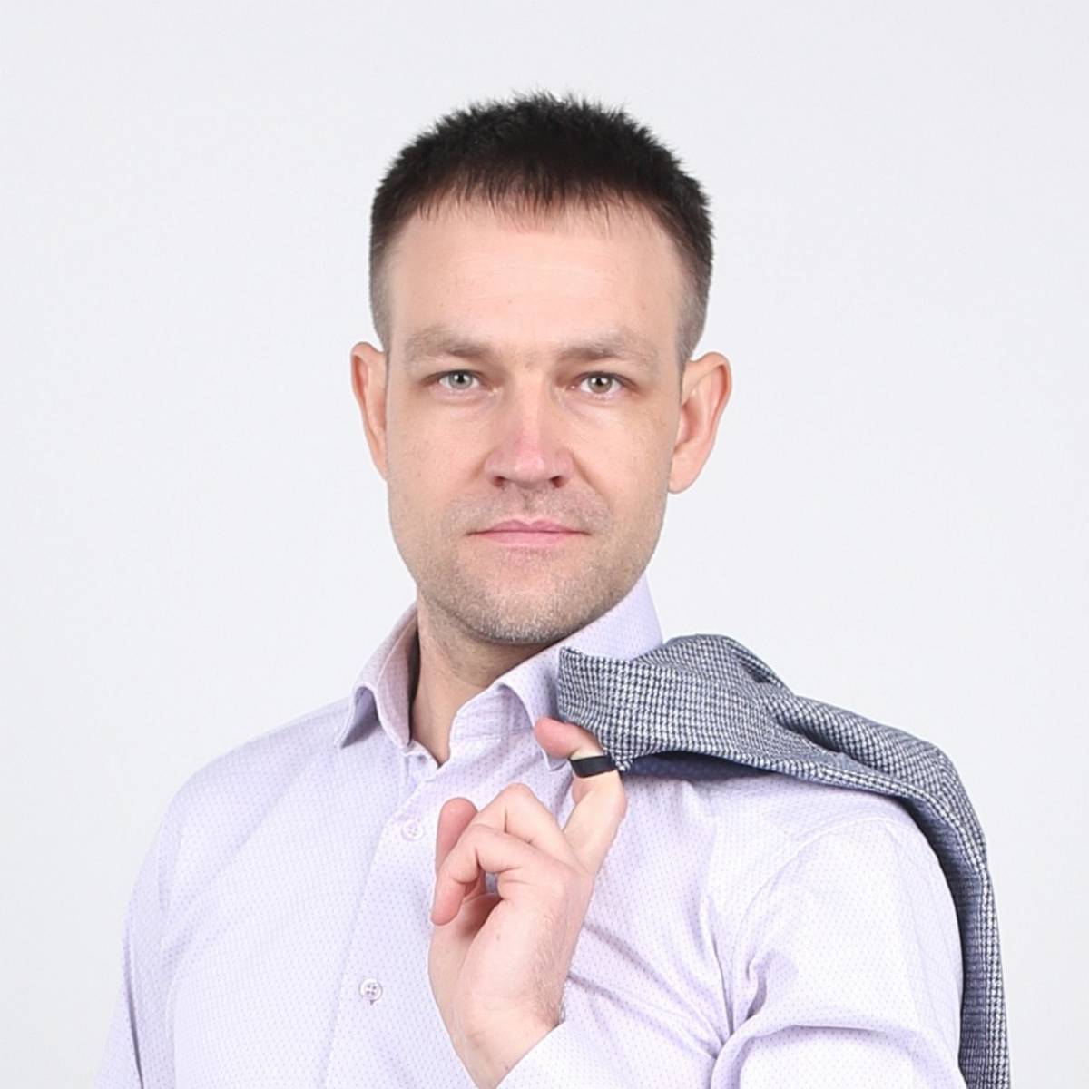 Максим Глушков