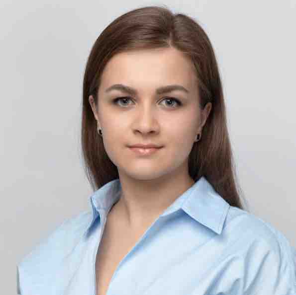 Юлия Ильичева | Сетка — социальная сеть от hh.ru