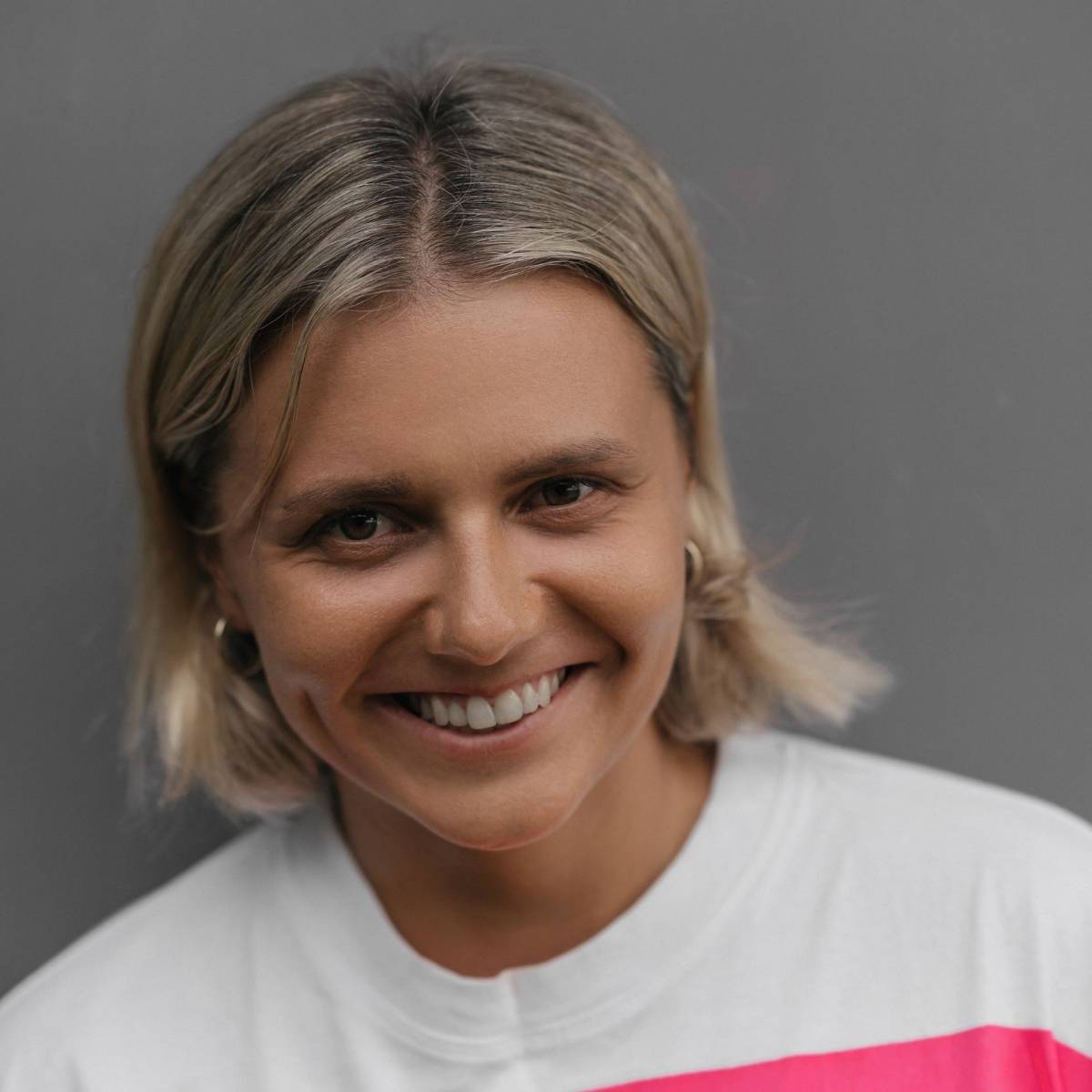 Оля Полищук | Сетка — социальная сеть от hh.ru