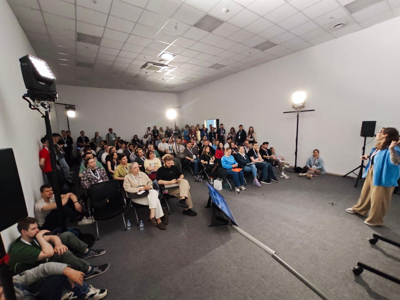 #Итогисделалаипродолбала
Было сложно вспоминать! Надо прекратить филонить и чаще писать итоги
Что успела сделать за май
✔Подготовка к конференциями из июньской пачки | Сетка — социальная сеть от hh.ru