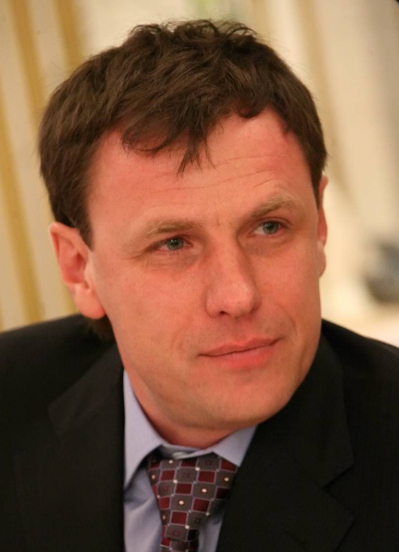 Александр Медведев