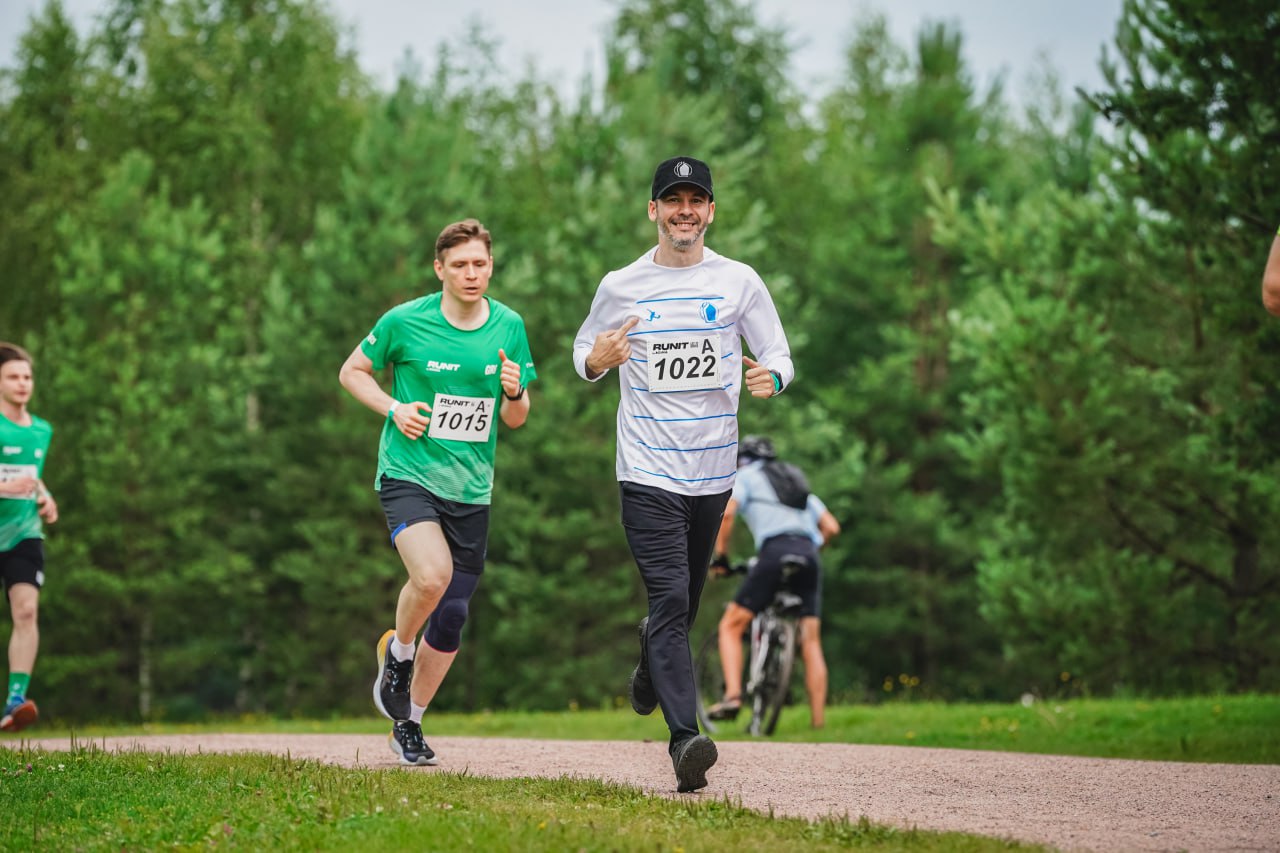 📸ФОТОГРАФИИ С НАШЕГО СУПЕР-ЗАБЕГА УЖЕ ЗДЕСЬ!
Ваши лучшие моменты с RUNIT 2025 теперь доступны: https://mysport | Сетка — социальная сеть от hh.ru