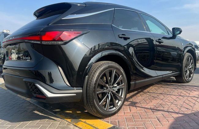 ❤️ Новый Lexus RX под ключ из ОАЭ
Пробег —  10 км
Год выпуска — 2024
Двигатель — бензин 2.4 л, 275 л | Сетка — социальная сеть от hh.ru