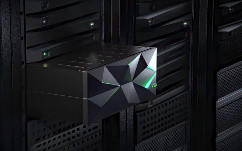 ⏺ ATLAS, российский разработчик и производитель решений для хранения, передачи и обработки данных, анонсировала выпуск ограниченной партии двухконтроллерных СХД ATLAS E серии в форм-факторе 4U
Решение... | Сетка — социальная сеть от hh.ru