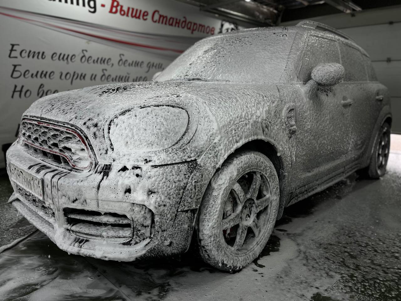 Всем привет 👋
Вроде середина лета а погода пасмурная, даже какая то осенняя что ли, ну да ладно | Сетка — социальная сеть от hh.ru