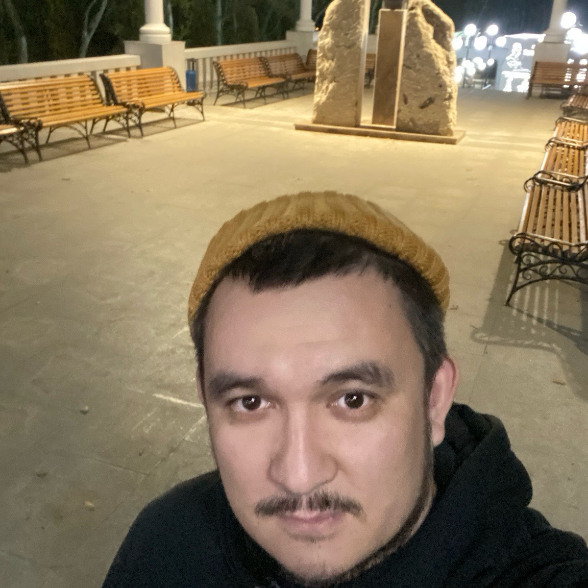 Александр Ушанов