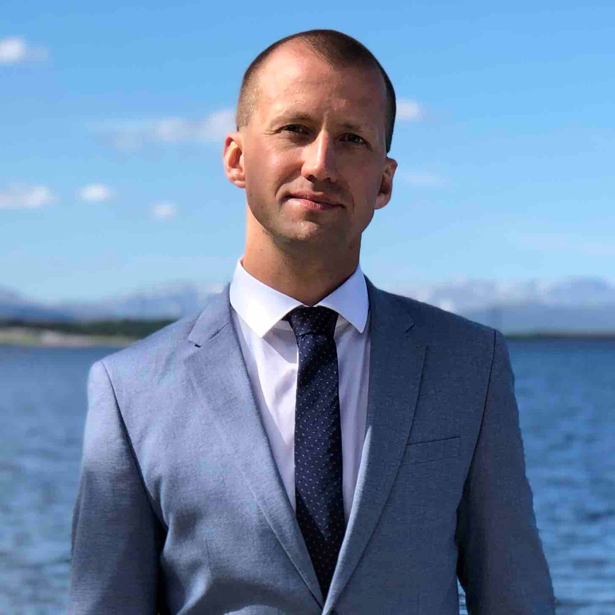 Денис Комлев | Сетка — социальная сеть от hh.ru