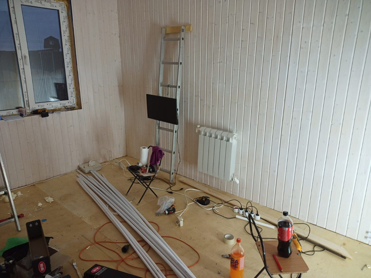 Строим дом. Часть 7
Продолжаем внутреннюю отделку. Стены утеплялись минеральной ватой на 150 мм, была закуплена 100 мм и 50 мм | Сетка — социальная сеть от hh.ru