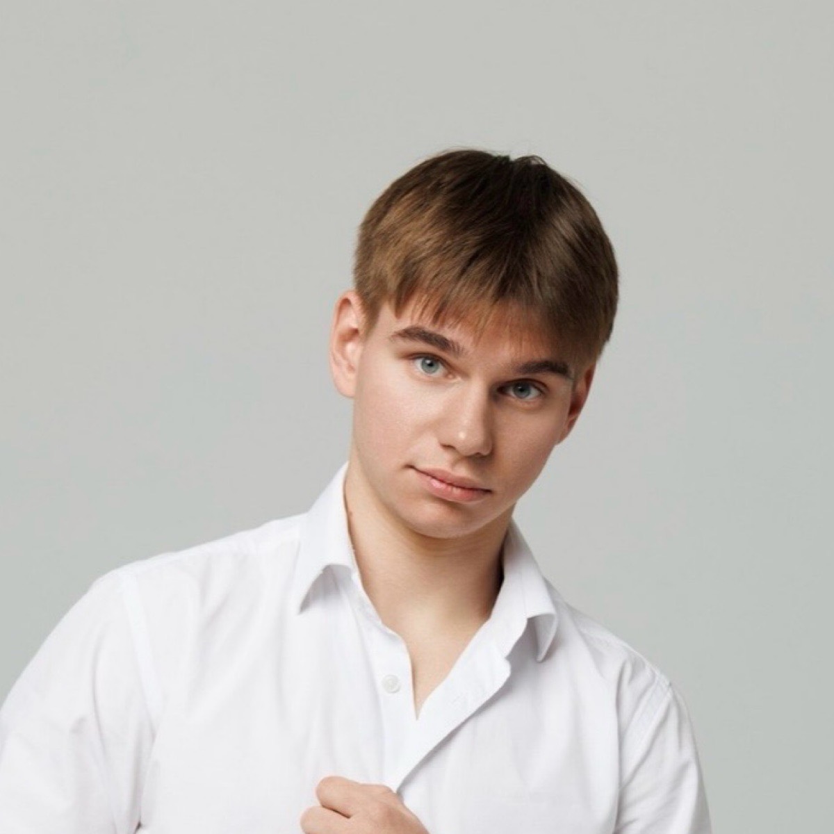 Андрей Волков