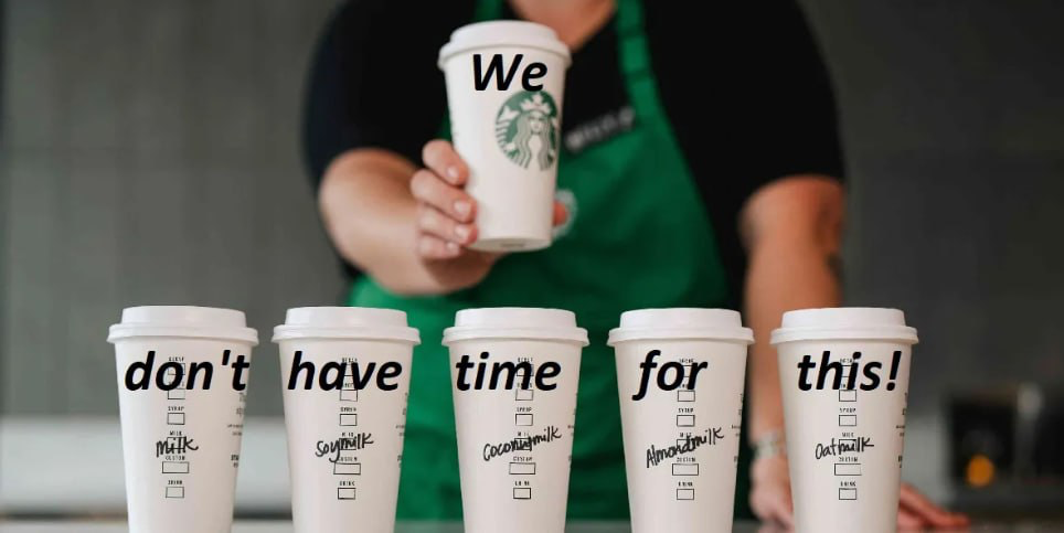 Про навязанную любовь
В 2025 году Starbucks в обязательном порядке начал писать рукописные сообщения на стаканах. Эти записи содержат пожелания или слова поддержки | Сетка — социальная сеть от hh.ru