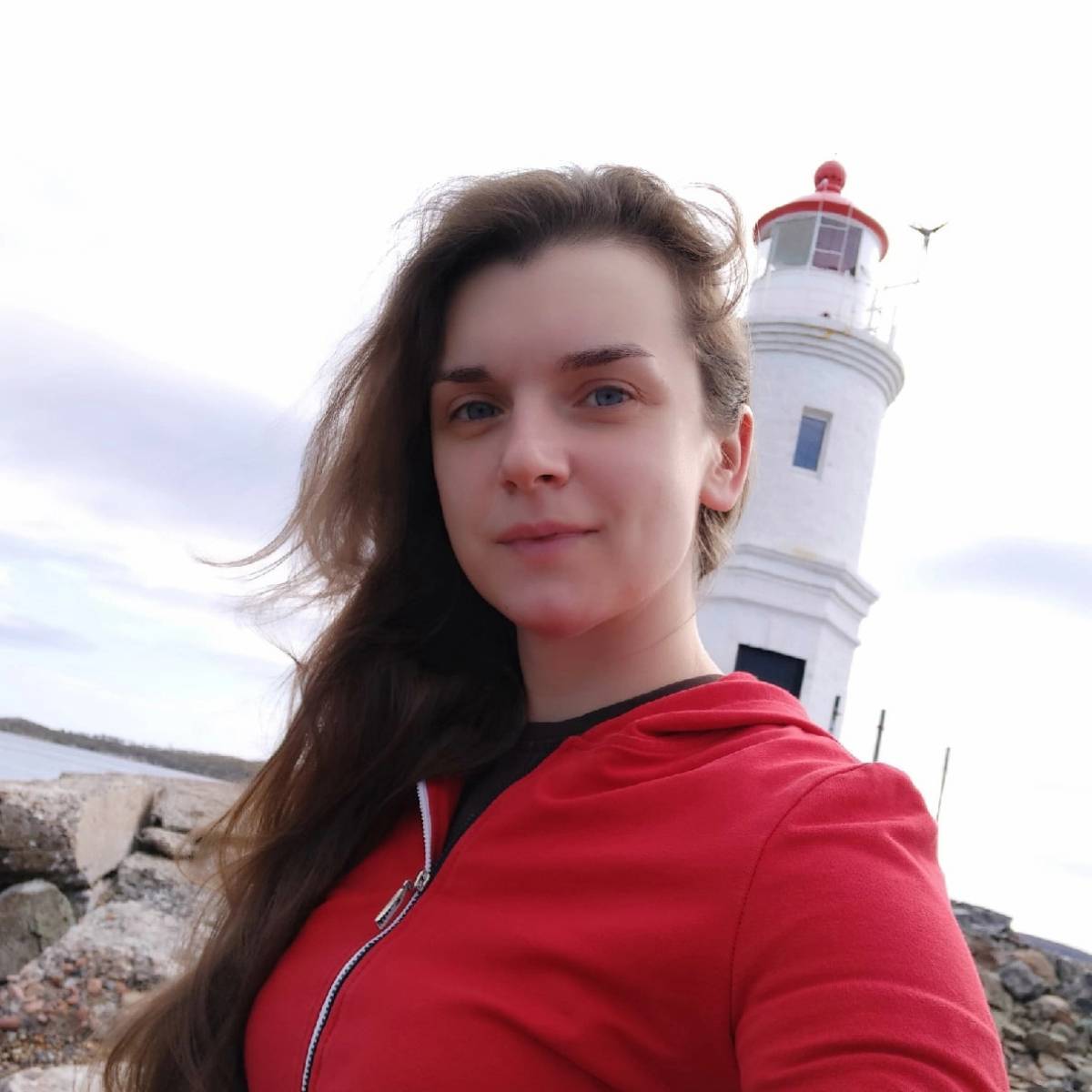Елена Неволина