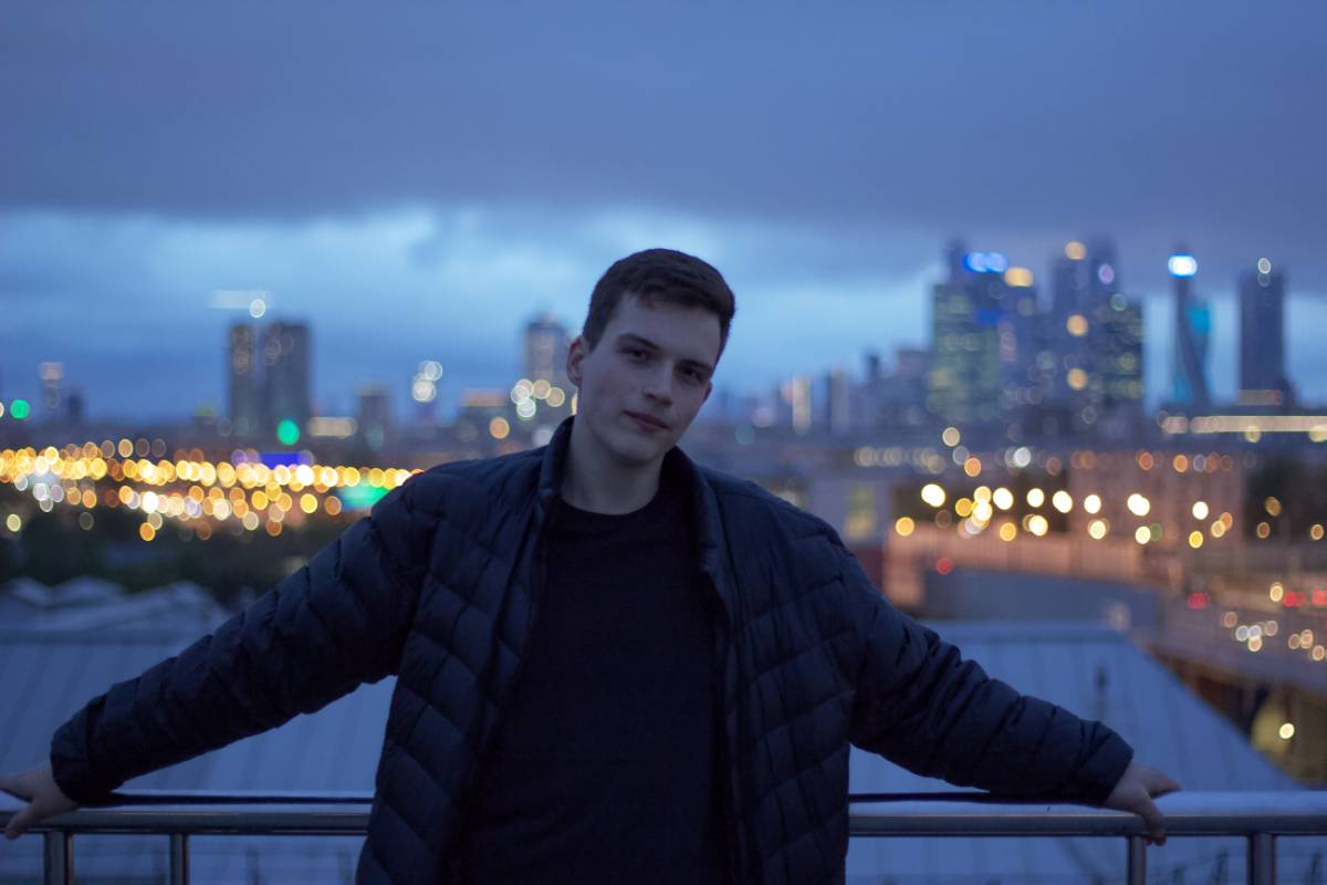 Олег Молчанов