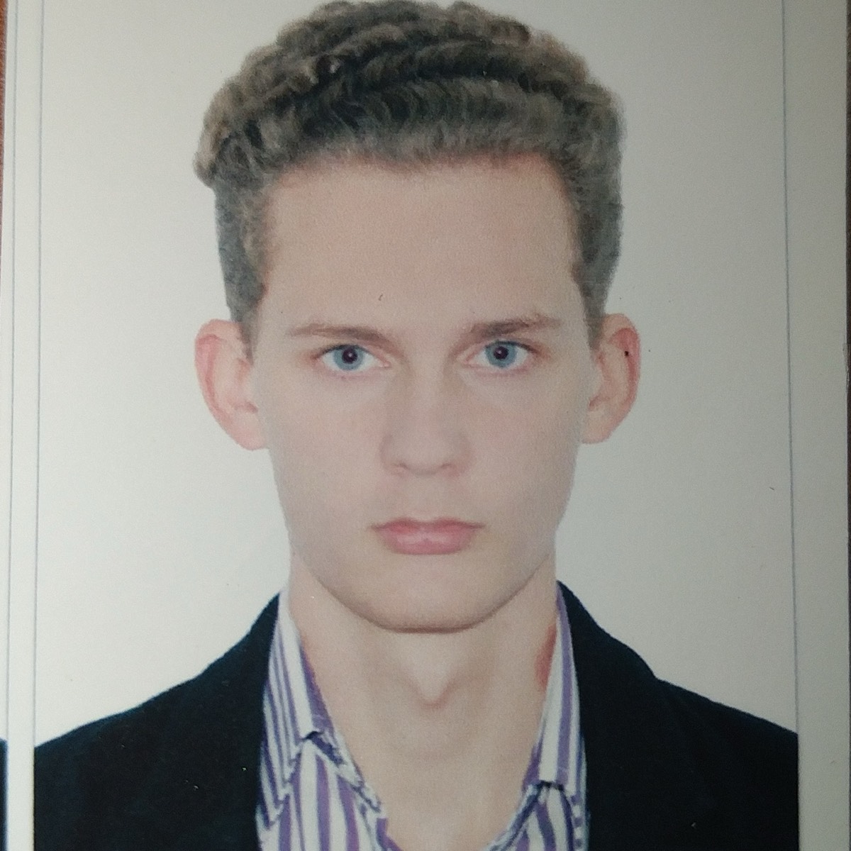 Анатолий Петров
