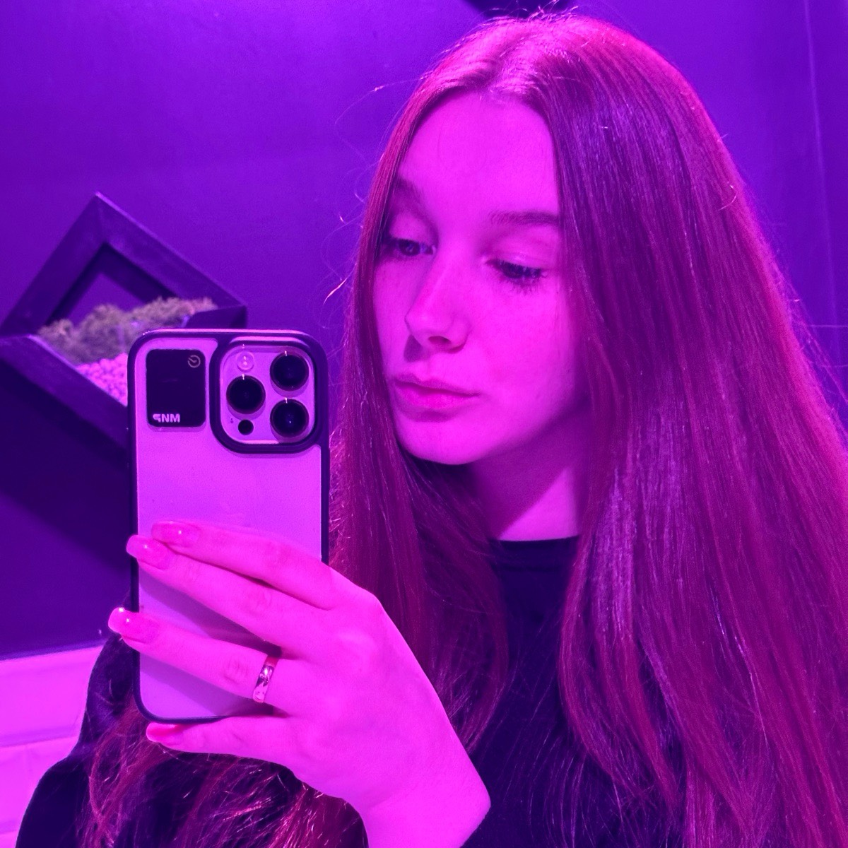 Анна Никишина