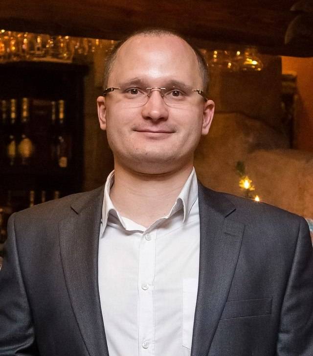 Владислав Андреев