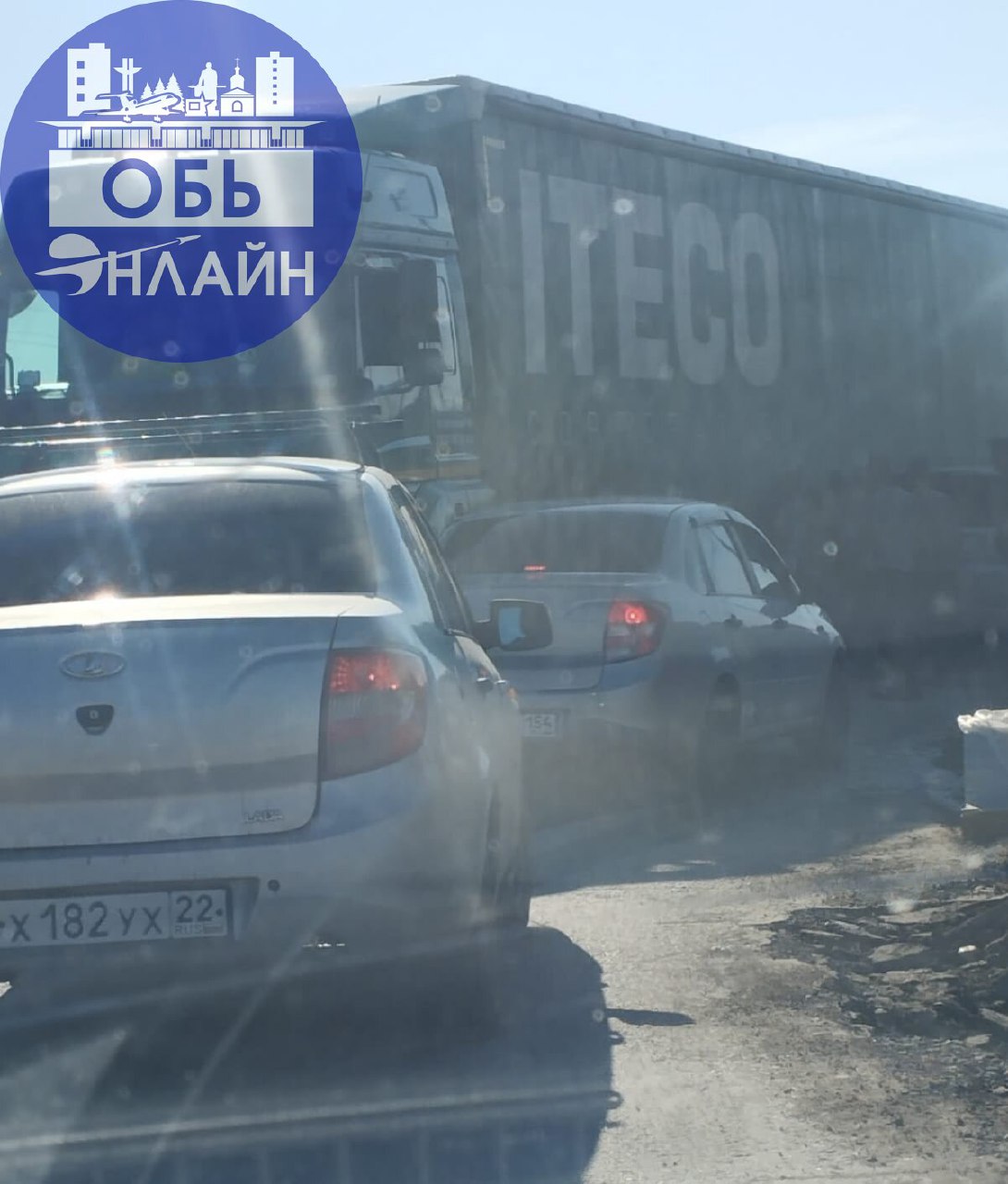 ↗ Прошу толмачевский сельсовет, администрацию Новосибирского района. решить проблему с проездом грузового транспорта в Красноглинном. Поставить ограничение по высоте на въездах в село | Сетка — социальная сеть от hh.ru