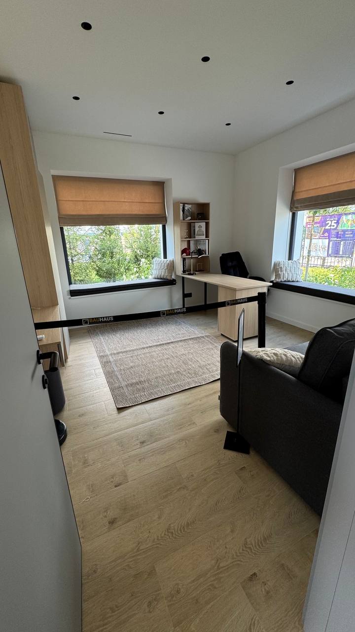 🏡 BAUHAUS на Open Village 2025 — дом, в котором всё по делу.
От фасада до столовых приборов — продуманный, сдержанный, современный. Минимум случайных решений, максимум комфорта и функциональности | Сетка — социальная сеть от hh.ru