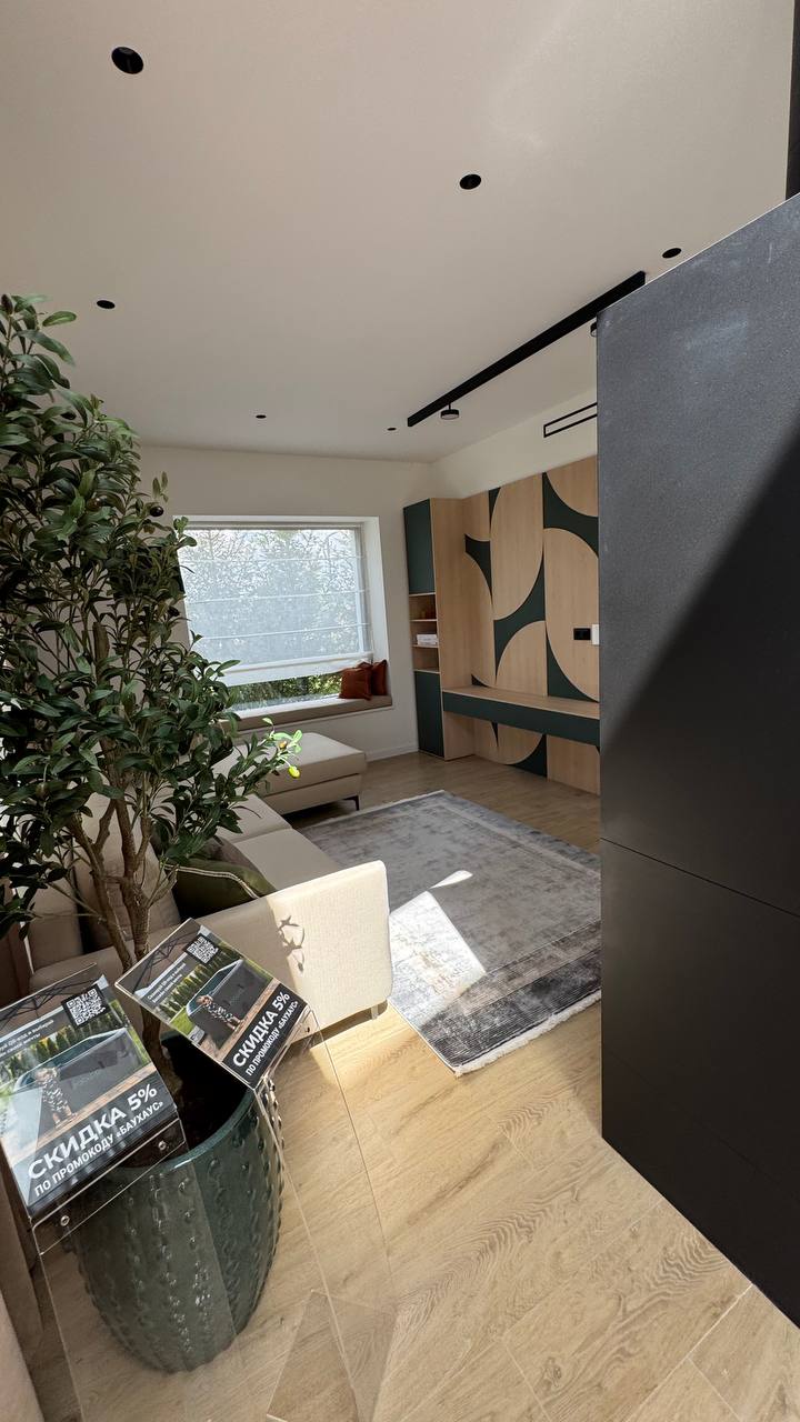 🏡 BAUHAUS на Open Village 2025 — дом, в котором всё по делу.
От фасада до столовых приборов — продуманный, сдержанный, современный. Минимум случайных решений, максимум комфорта и функциональности | Сетка — социальная сеть от hh.ru