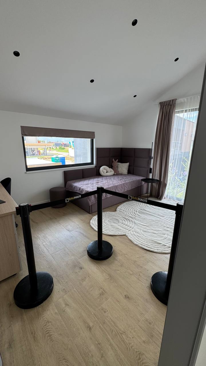 🏡 BAUHAUS на Open Village 2025 — дом, в котором всё по делу.
От фасада до столовых приборов — продуманный, сдержанный, современный. Минимум случайных решений, максимум комфорта и функциональности | Сетка — социальная сеть от hh.ru