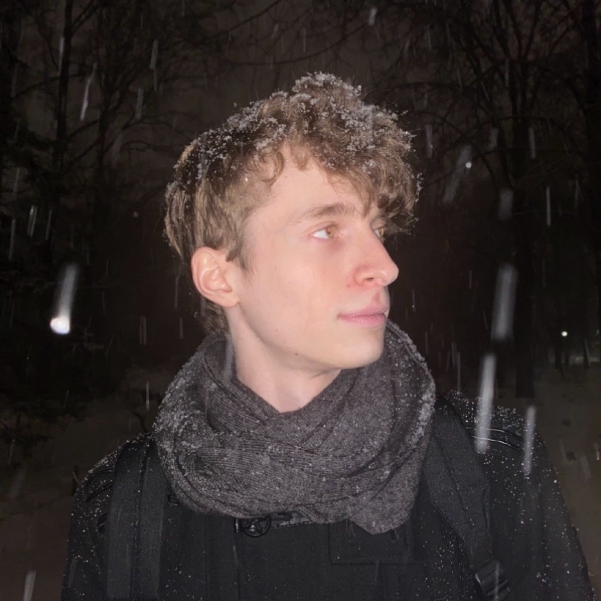 Дени Надуев