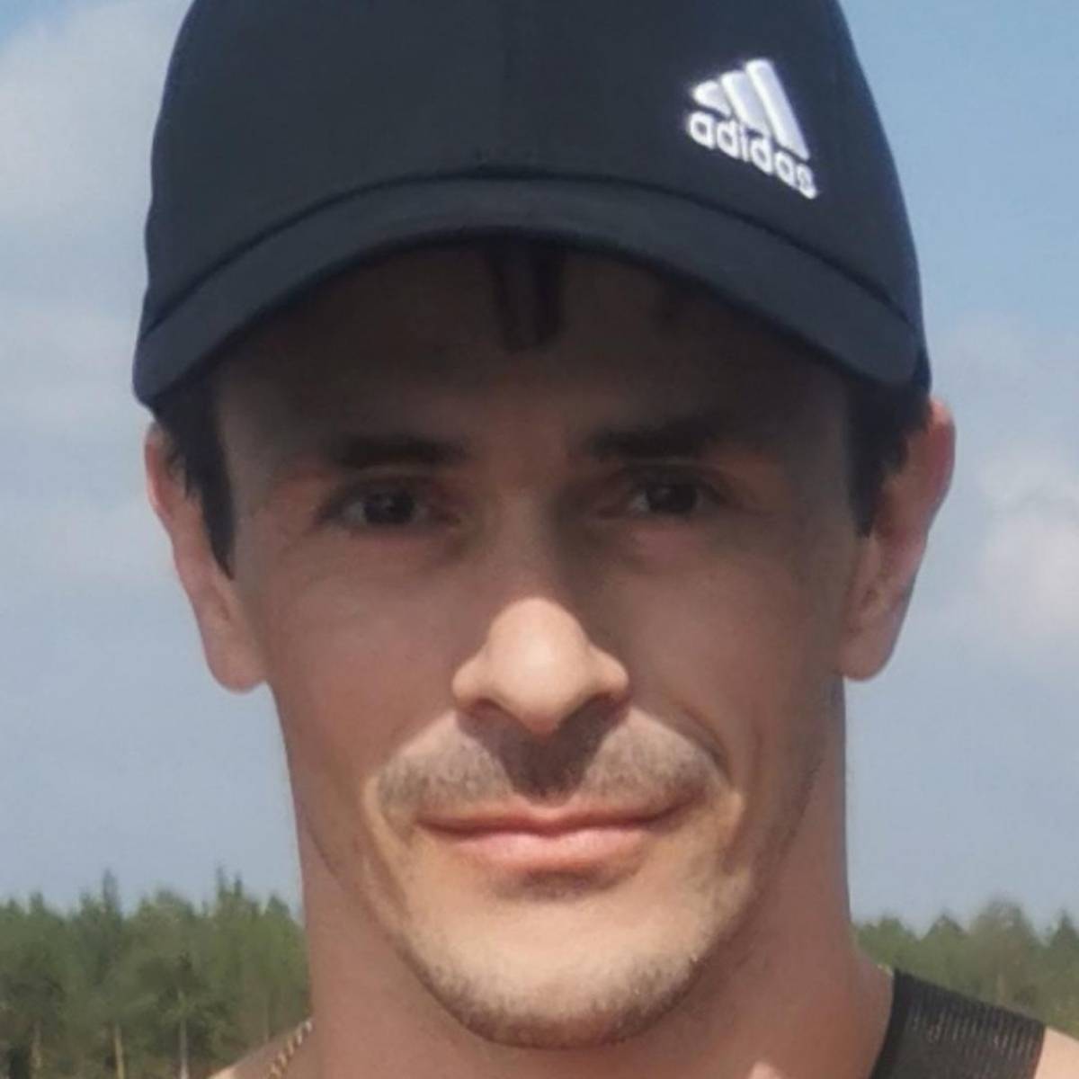 Александр Вакарин