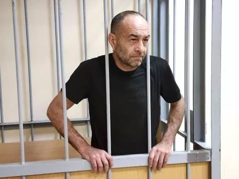 На фото теневые хозяева от диаспоры четырех отделений полиции Всеволожского УМВД Санкт-Петербурга
10 июля оперативники УСБ провели обыски в четырех отделах полиции Всеволожского УМВД Санкт-Петербурга | Сетка — социальная сеть от hh.ru
