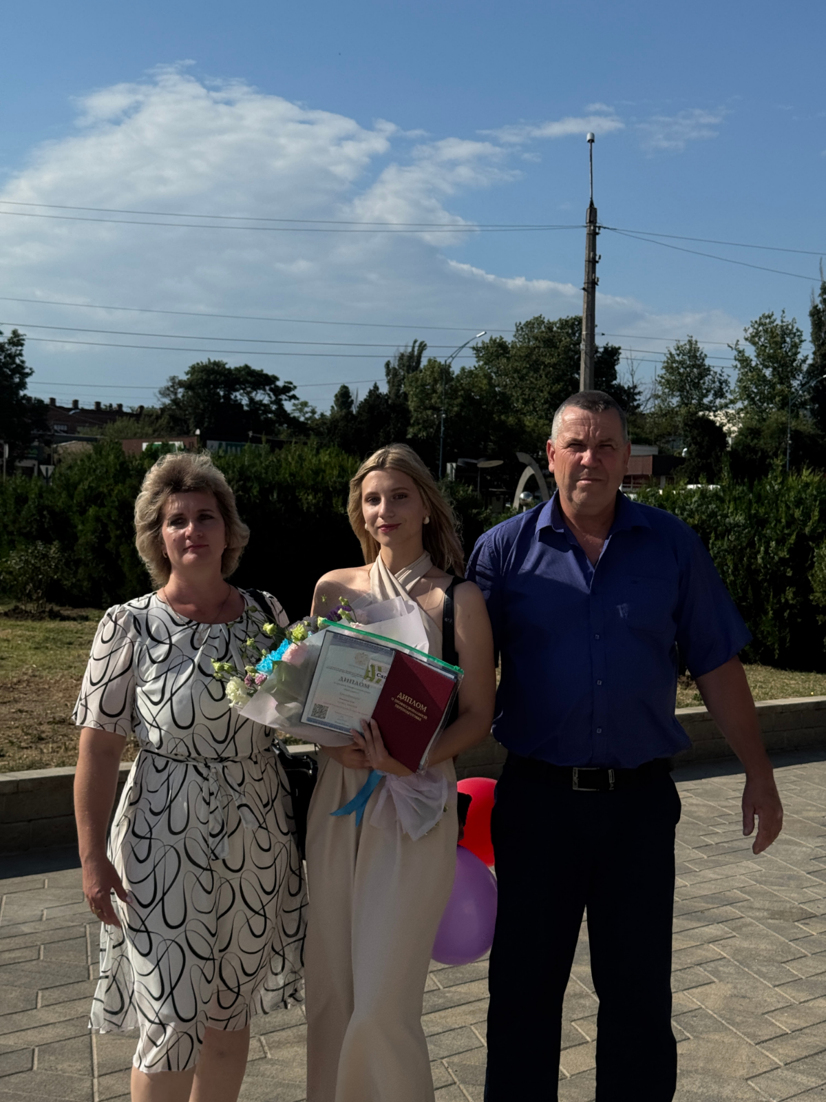🏖«Выпуск — это не конец»🏖
❤«️Это только начало новой»❤️ | Сетка — социальная сеть от hh.ru