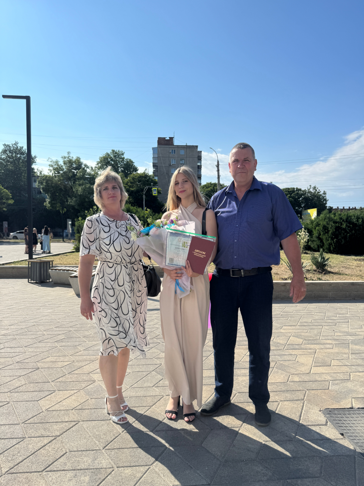 🏖«Выпуск — это не конец»🏖
❤«️Это только начало новой»❤️ | Сетка — социальная сеть от hh.ru