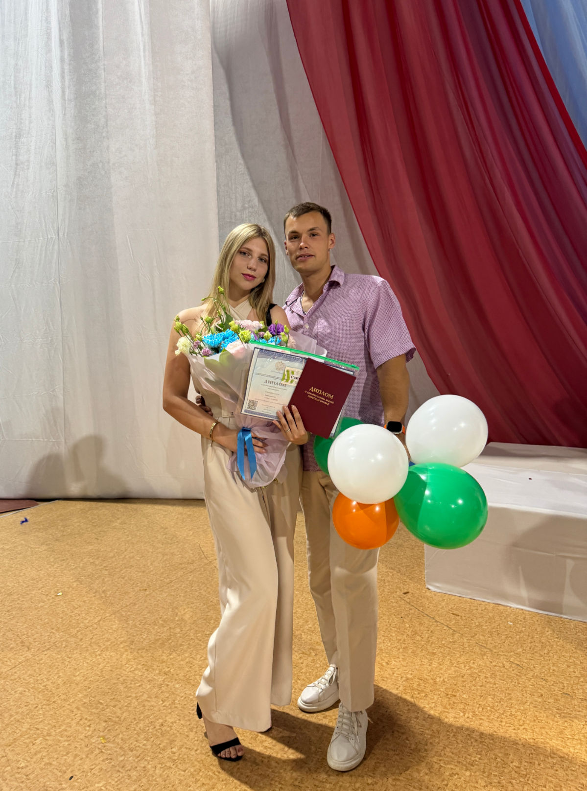 🏖«Выпуск — это не конец»🏖
❤«️Это только начало новой»❤️ | Сетка — социальная сеть от hh.ru