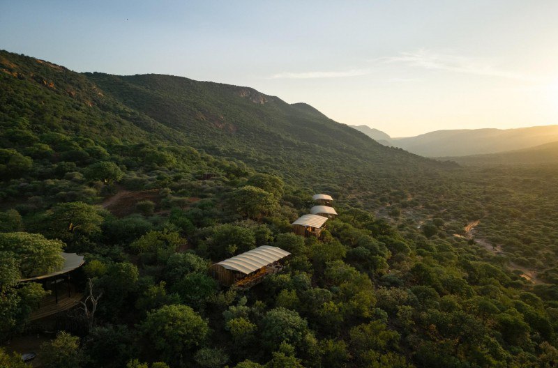 Ultra-Luxury Safari Eco Retreat Invites Guests
https://procreator.top/2025/07/18/ultra-luxury-safari-eco-retreat-invites-guests-to-pay-what-they-can/ | Сетка — социальная сеть от hh.ru