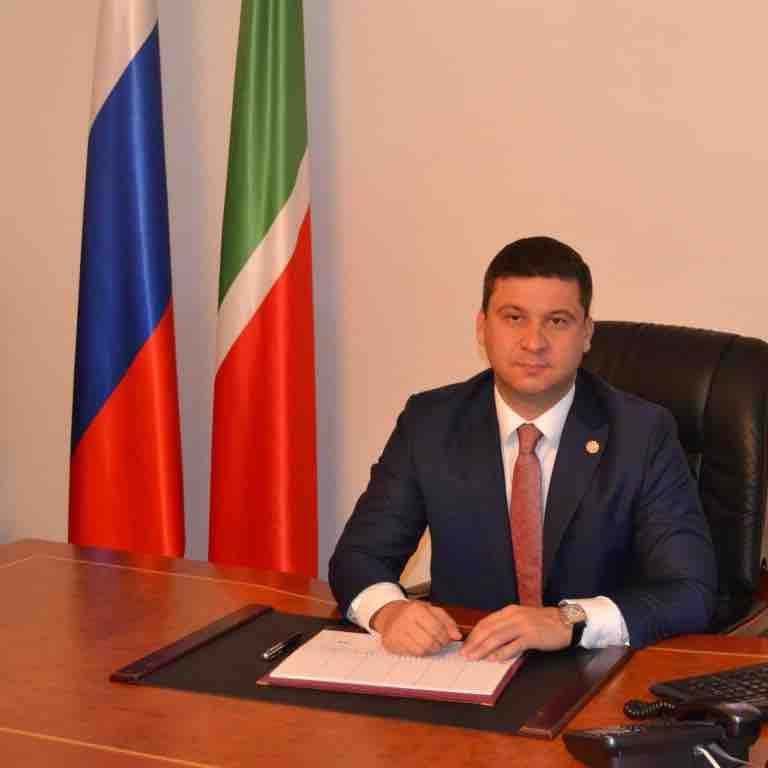 Альфред Закиров | Сетка — социальная сеть от hh.ru