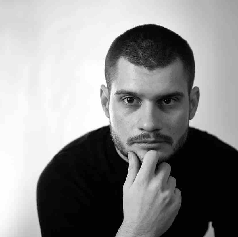 Павел Греков