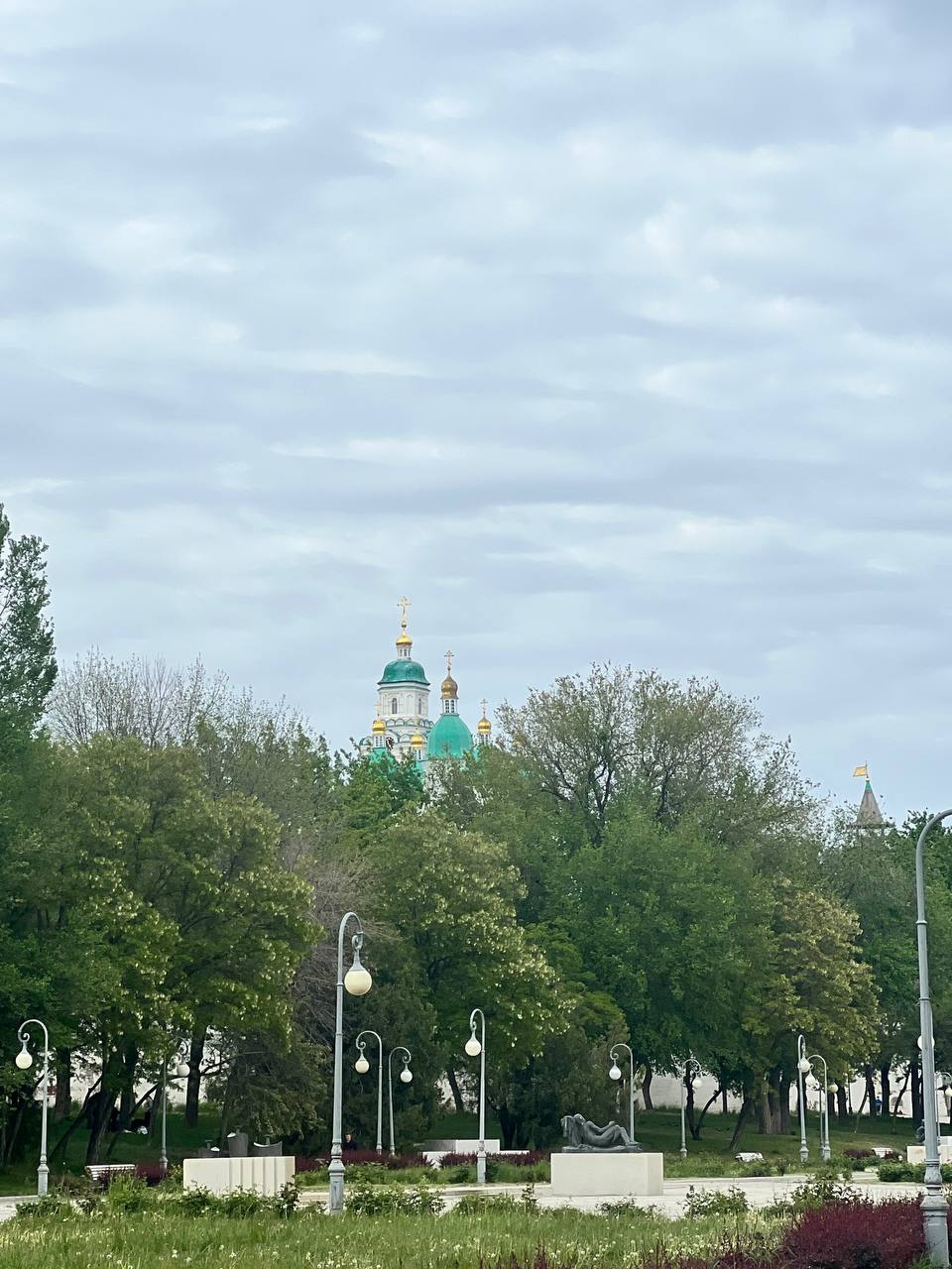 Заканчивается моя поездка. Я уезжаю со спокойным сердцем.
На этой неделе за семейными разговорами услышала фразу, от которой моя душа покрылась мурашками | Сетка — социальная сеть от hh.ru