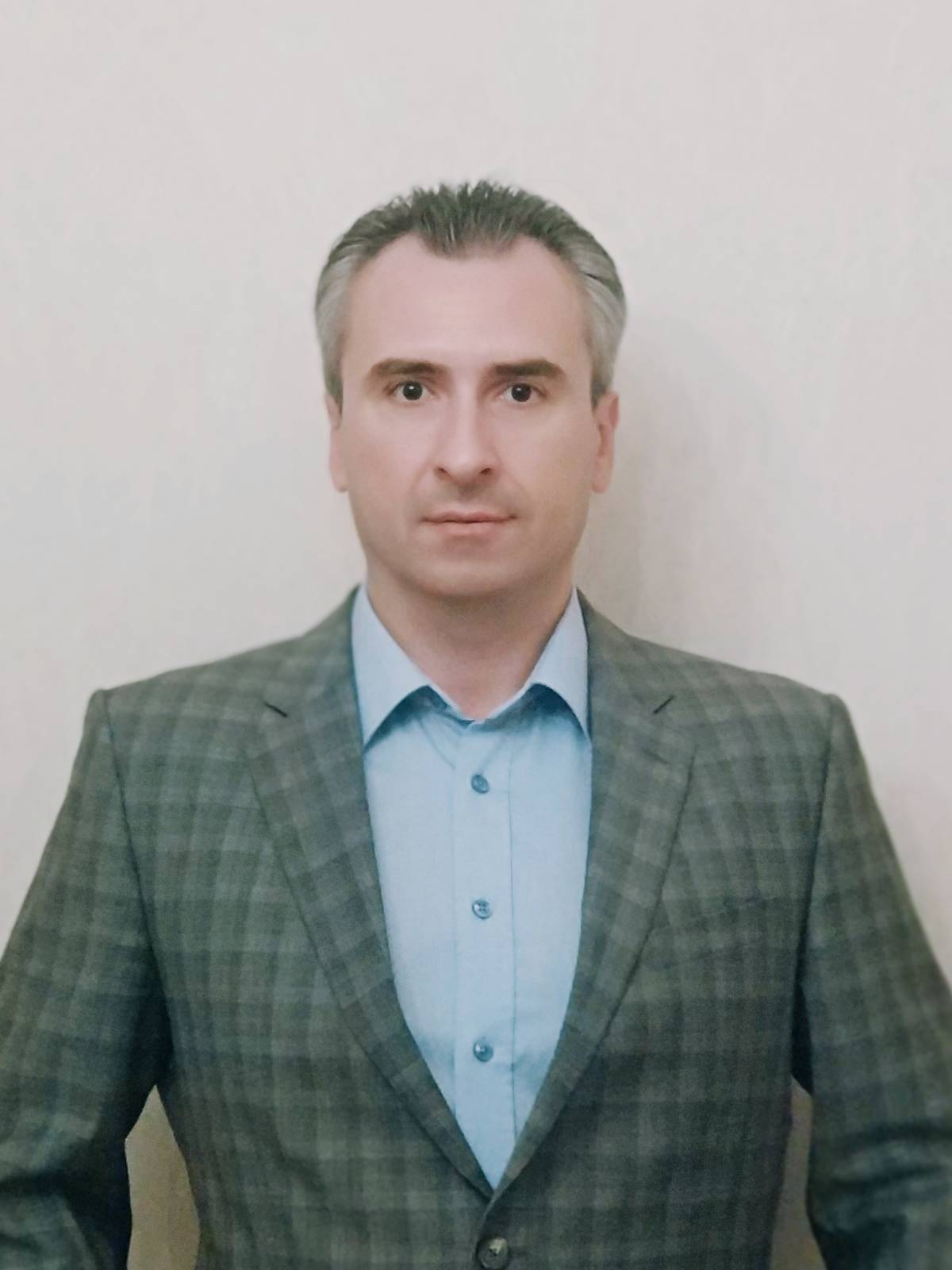 Кирилл Николаев