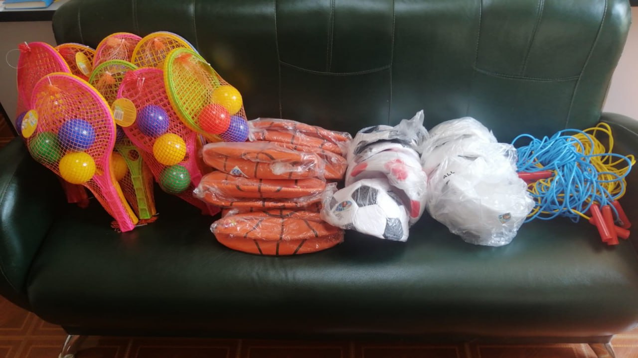 Пост 5
🌟 Уважаемые партнеры! 🌟
Сегодня мы передали в соцзащиту станицы Динской подарки для детей из многодетных и малообеспеченных семей Динского района | Сетка — социальная сеть от hh.ru