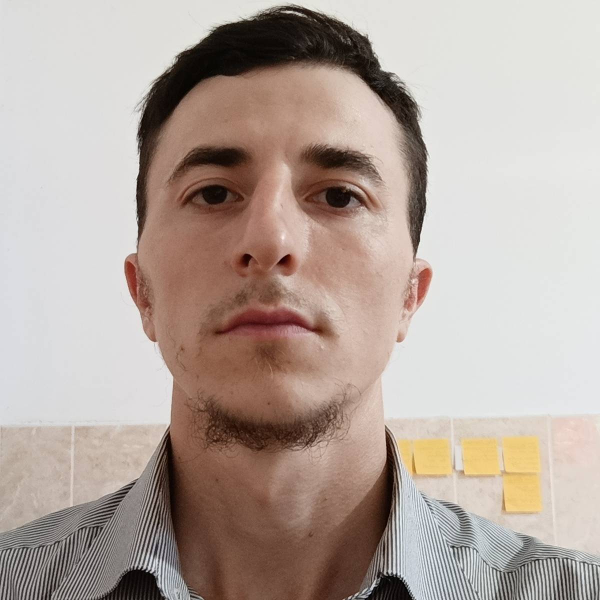Адам Сулейманов