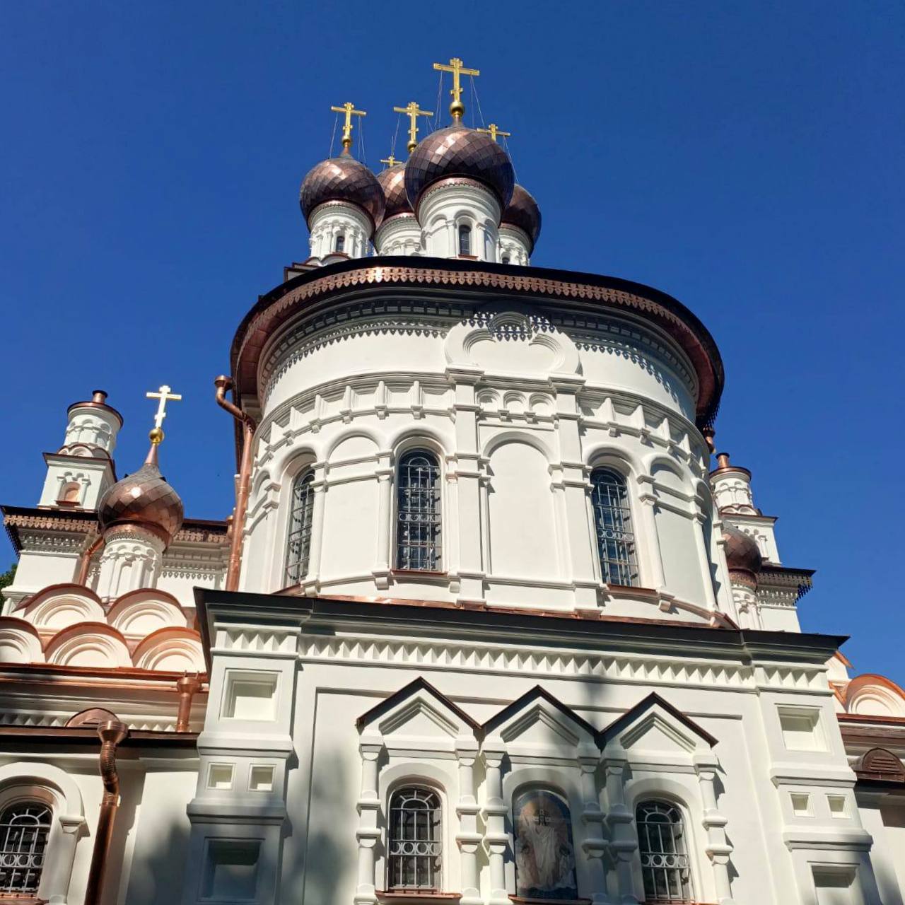 Завершена реставрация фасадов Казанской церкви в Зеленогорске на Приморском шоссе, 547
Работы выполнены по программе КГИОП за счет бюджета Санкт-Петербурга | Сетка — социальная сеть от hh.ru