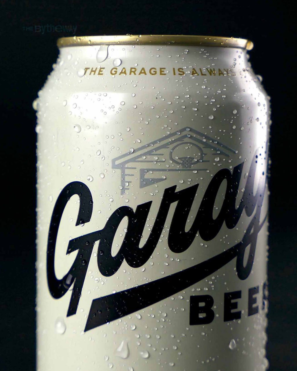 Агентство Creature Theory создало для Garage Beer упаковку без пафоса — «просто хорошее пиво для настоящих людей»
Garage Beer рассказывает о себе не маркетинговыми клише, а как настоящая история — чес... | Сетка — социальная сеть от hh.ru