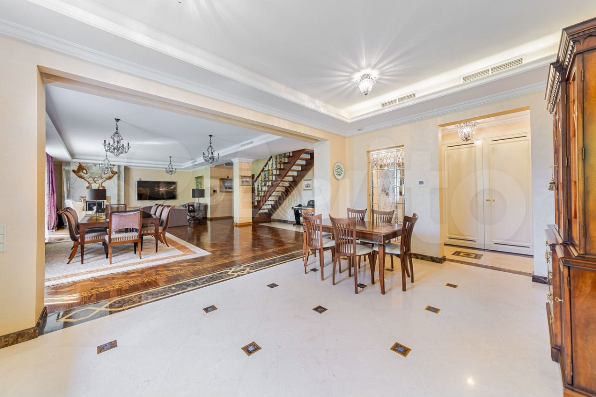 Если ковид был в 2019-2020 гг, то почему люди потеряли вкус уже в нулевых и десятых?
#design #interiordesign #humor #architecture #дизайнер #дизайнинтерьеров #архитектурныйдизайн | Сетка — социальная сеть от hh.ru