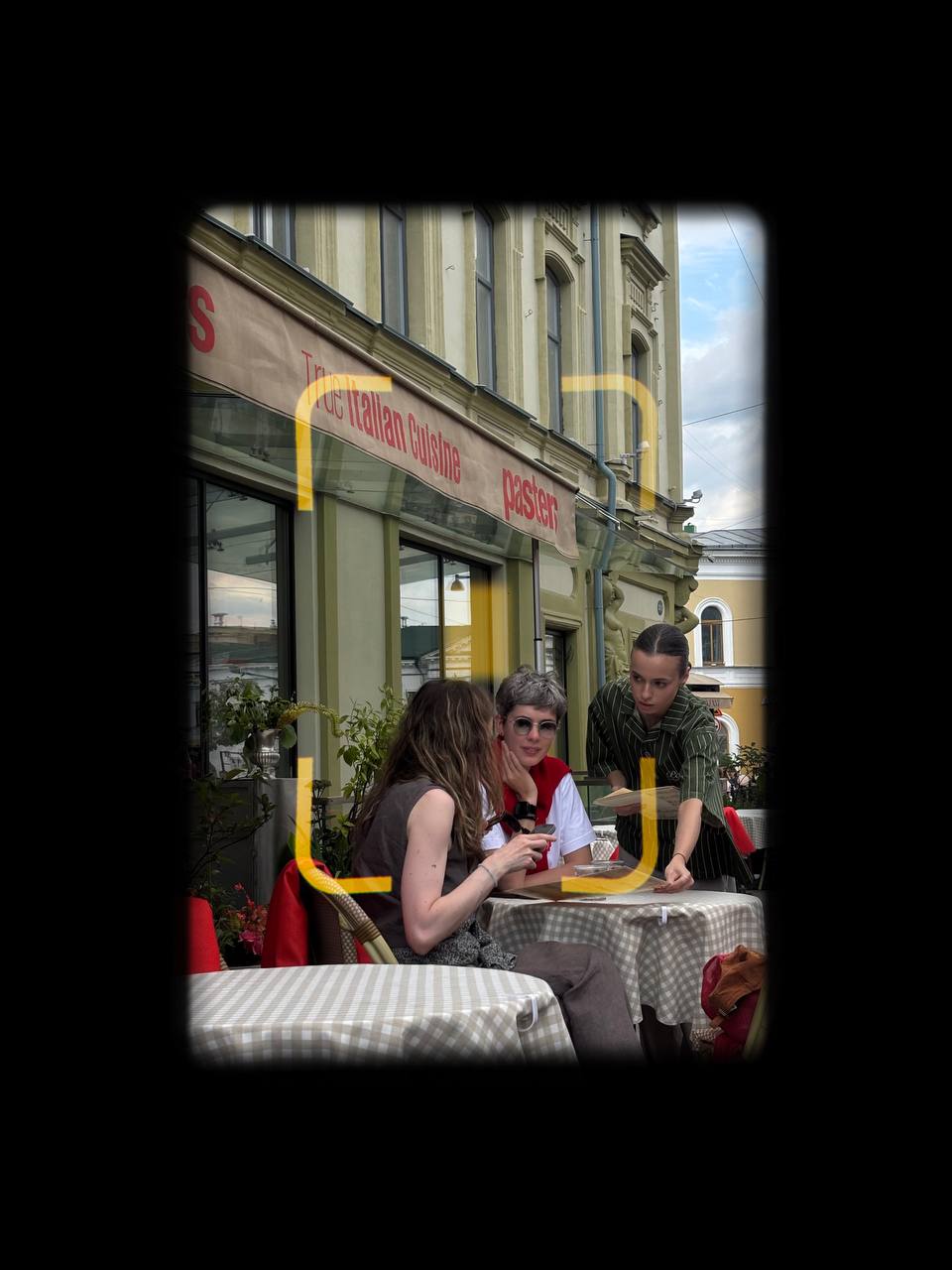 Сфоткала красивых людей
Хочу сходить в это место🍸 | Сетка — социальная сеть от hh.ru