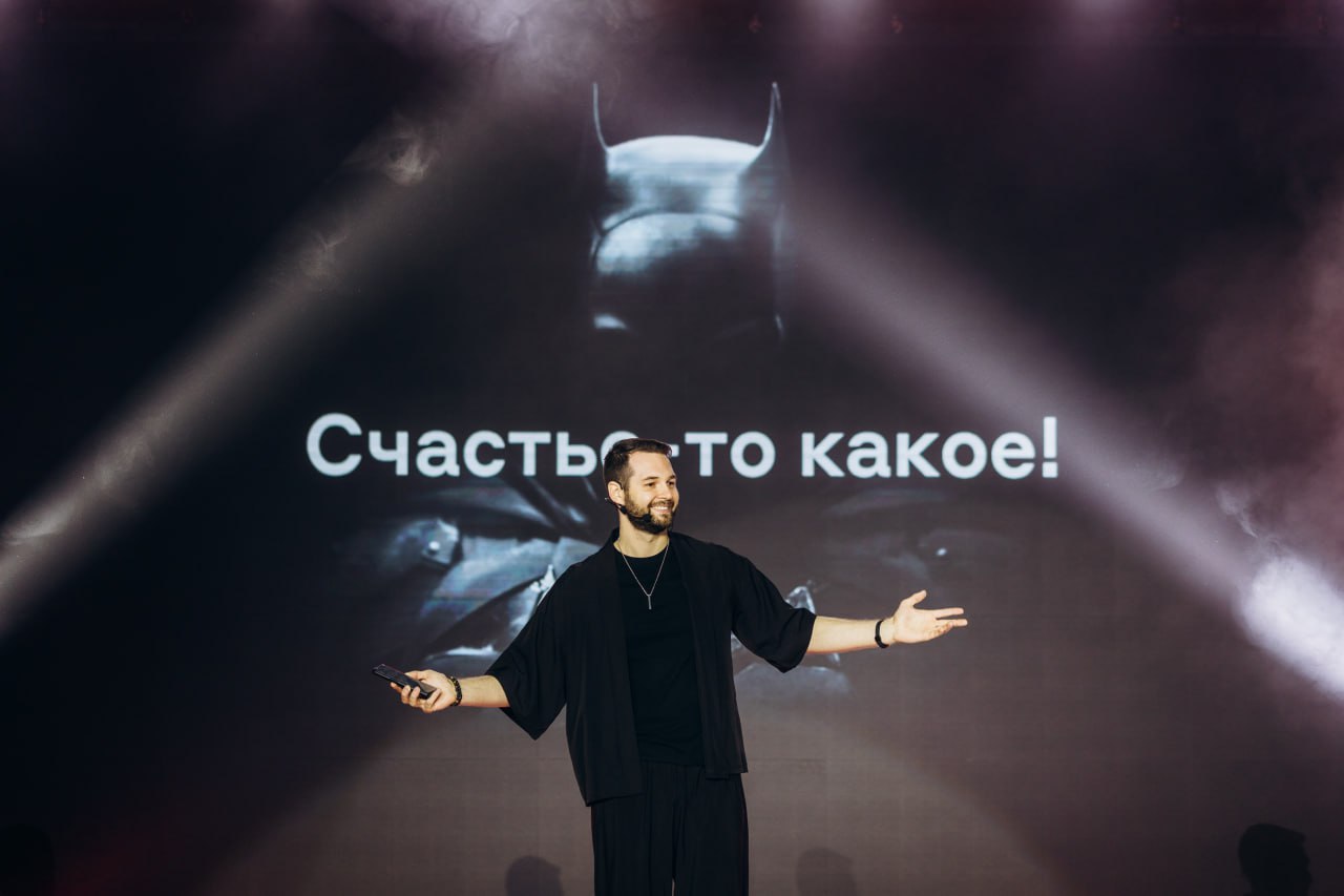 🥳Ура! Канал перешел отметку в 5000 человек
У каждого свой мотив, по которому он тут оказался, тот самый триггер интереса:

Личное знакомство
Пришли за интересными материалами по QR-коду
Нашли на прост... | Сетка — социальная сеть от hh.ru