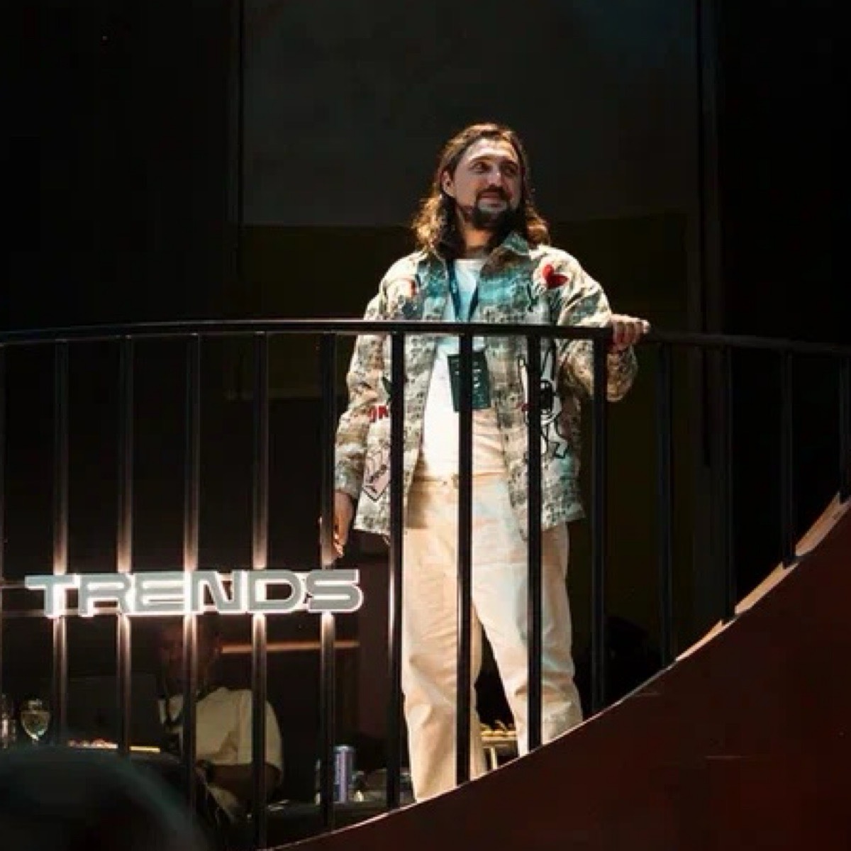 Arthur Bridge | Сетка — социальная сеть от hh.ru