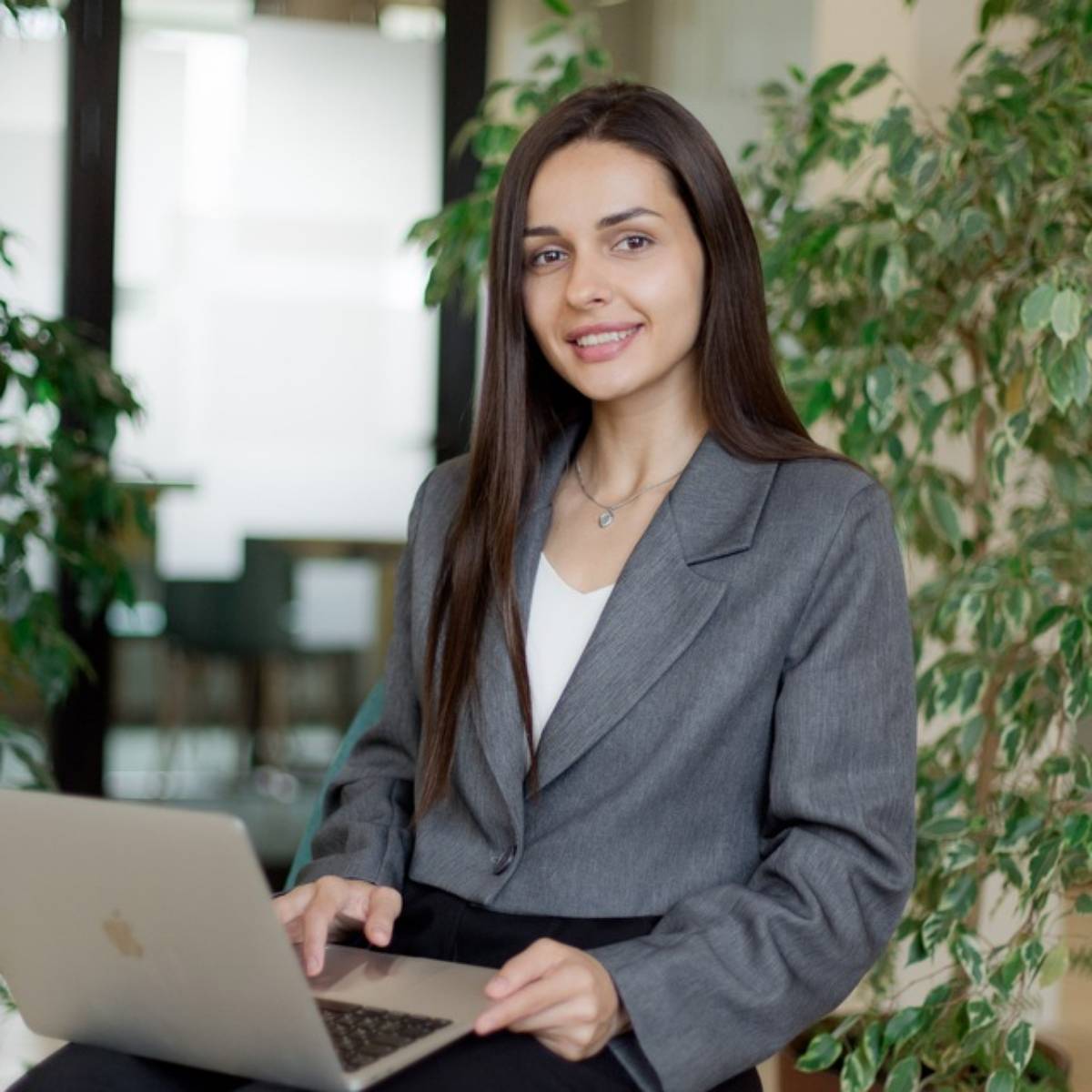 Кристина Бургомистренко | Сетка — социальная сеть от hh.ru