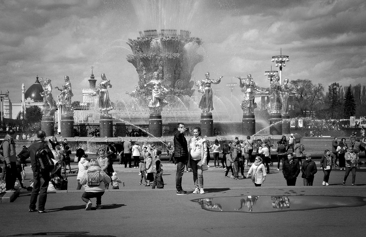 ГОРОД ДЫШИТ СКВОЗЬ КАДР | Сетка — социальная сеть от hh.ru