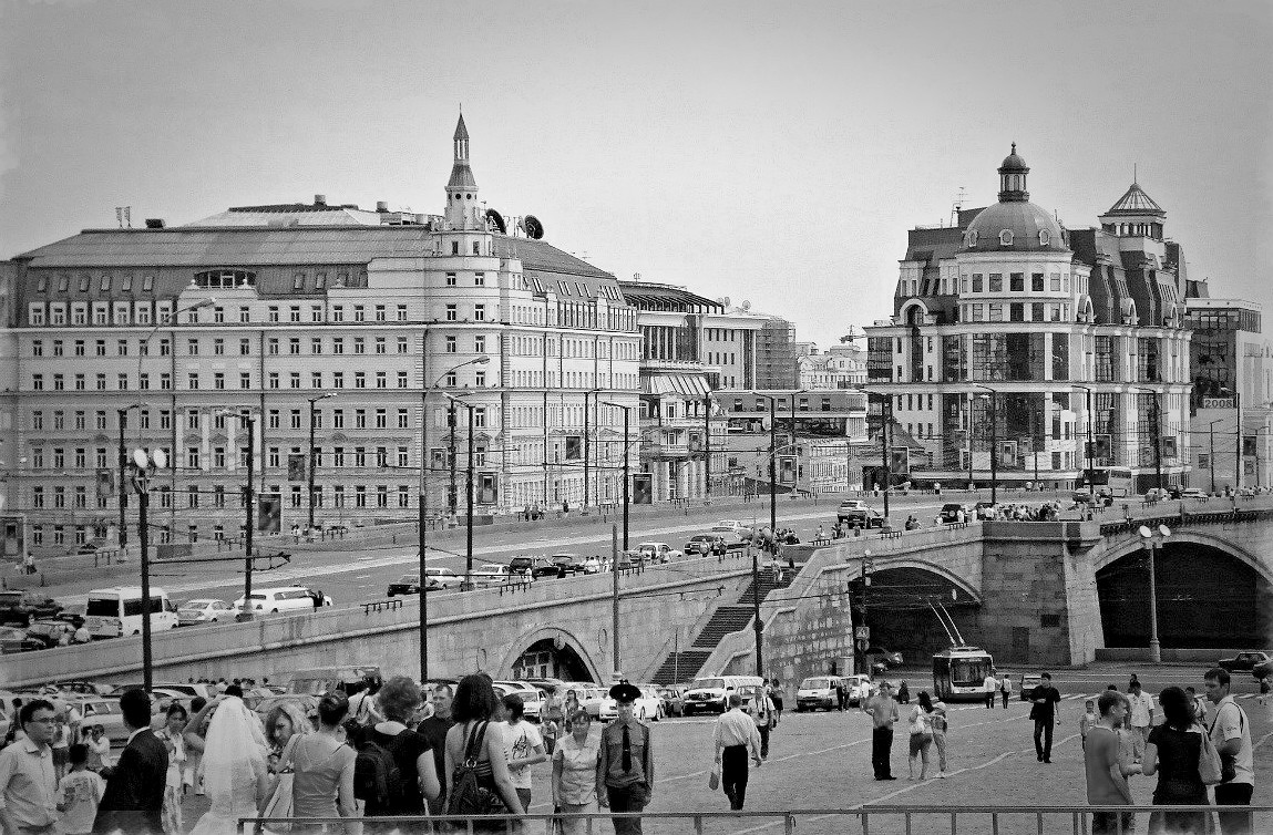 ГОРОД ДЫШИТ СКВОЗЬ КАДР | Сетка — социальная сеть от hh.ru