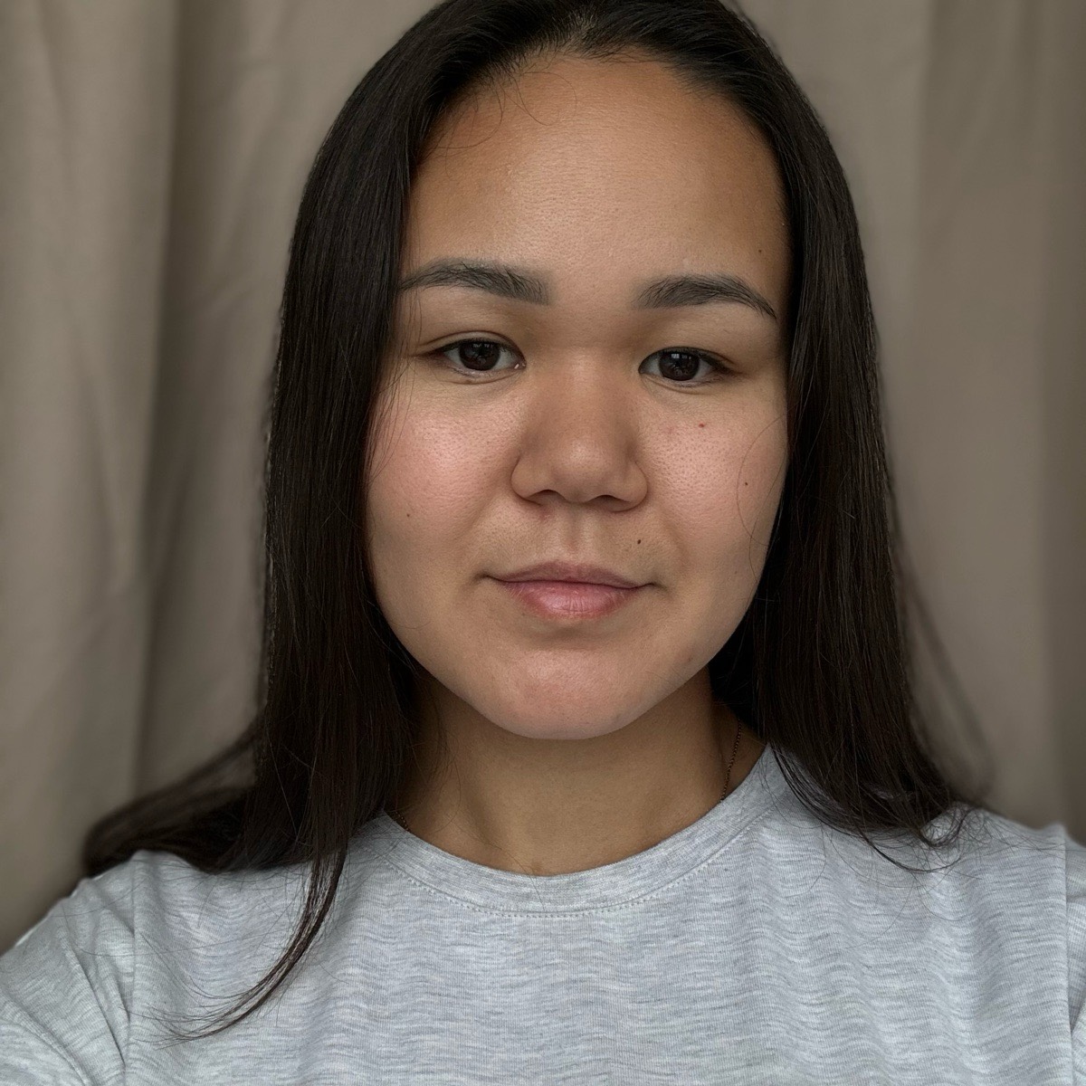 Laura Syzdykpayeva | Сетка — социальная сеть от hh.ru