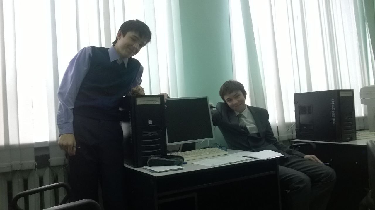 2015------→ 2025 | Сетка — социальная сеть от hh.ru